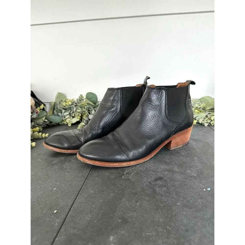 Frye Carson Black Leather Chelsea Ankle Boots 10M Women 3471586
